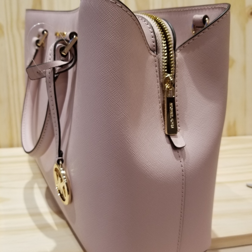 Michael Kors Savannah Large Satchel and wallet - Picture 3 of 9
